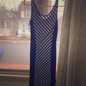 Cute maxi dress, form fitting